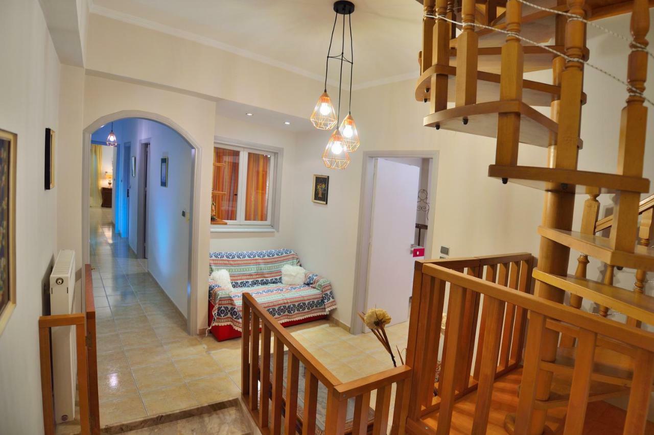 Fillis Luxury Maisonette Apartment Kissamos Bagian luar foto